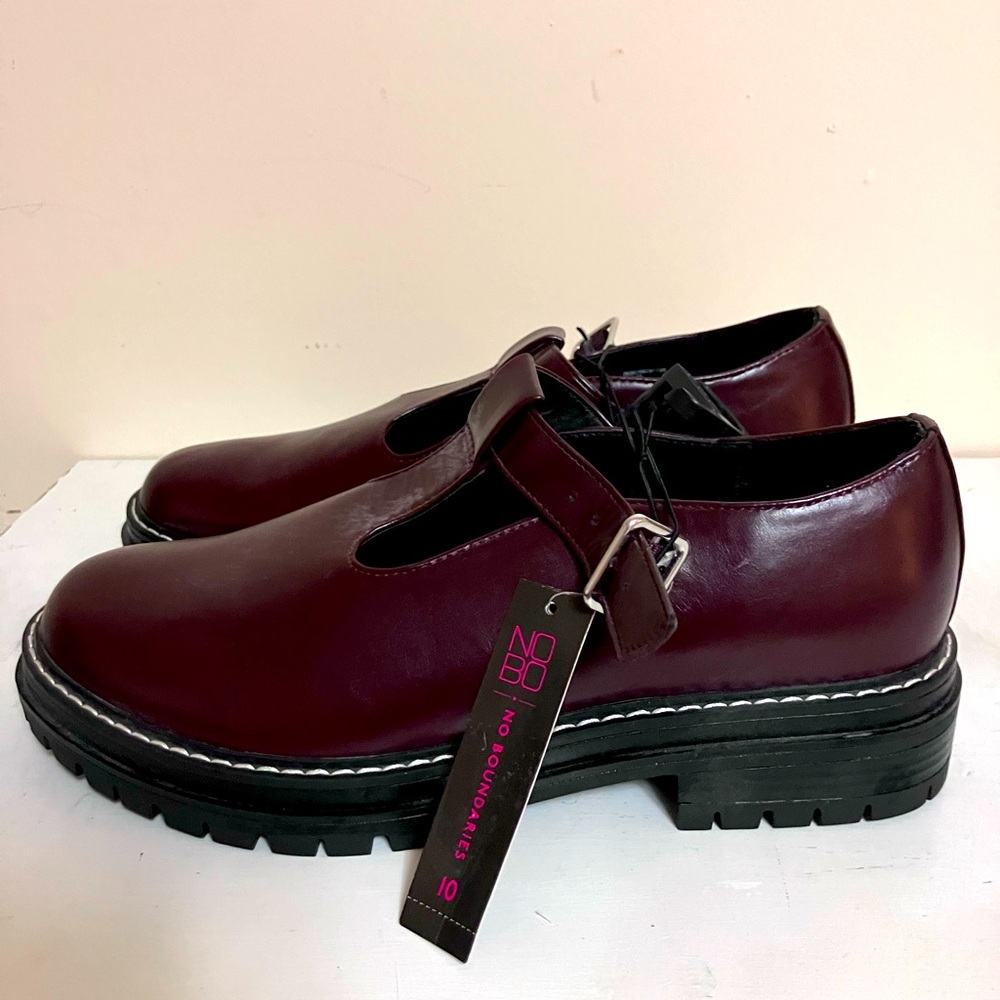 Maroon Saddle Shoes